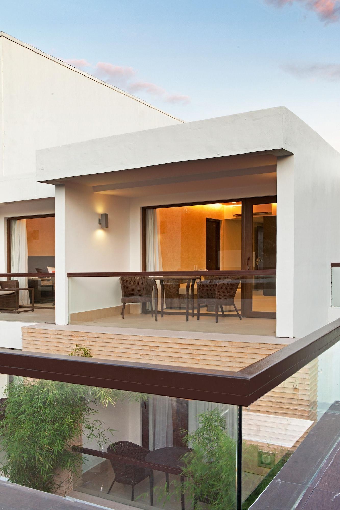 The District Boracay Hotel 4*